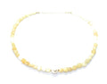 Eloboe essence Collar de Calcita Natural con Perla, Piedras de 5x7 mm, Plata 925 Chapada en Oro, 40-45 cm,