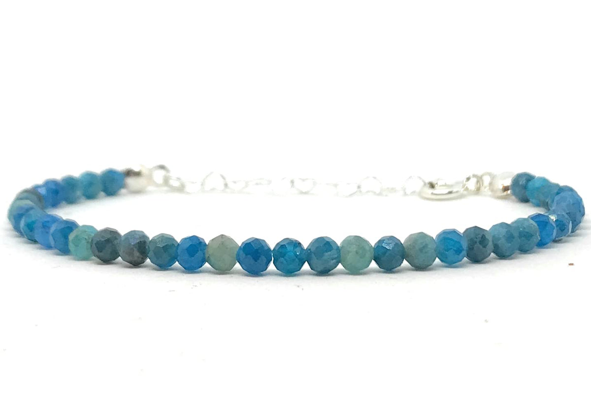 Pulsera de piedra natural apatita de 4mm en plata de ley ajustable de 16mm a 19mm