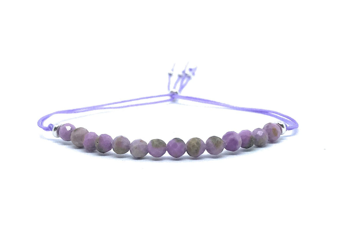 Pulsera de hilo mujer lepidolita piedra natural de 4mm de grosor plata de primera ley 925 ajustable a todos los grosores de muñeca