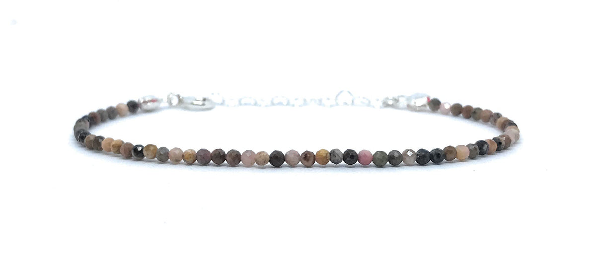 Pulsera de mujer rodonita piedra natural de 2 mm de grosor plata de primera ley 925 ajustable de 16cm a 19cm.