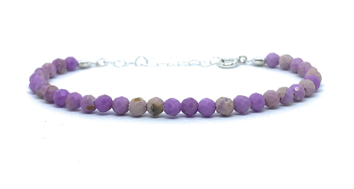 Pulsera de Lepidolita piedras naturales semipreciosas de 4 mm de grosor cadena de plata ajustable de 16cm a 19cm.