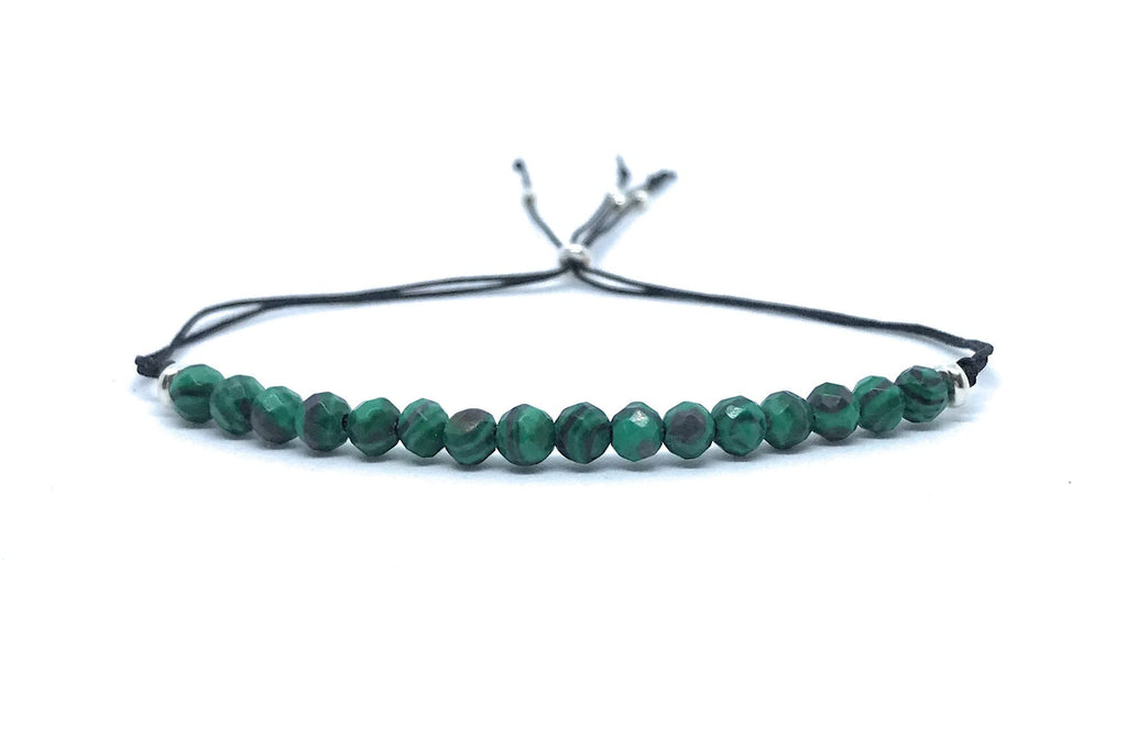 Pulsera de hilo mujer malaquita piedra natural de 4mm de grosor plata de primera ley 925 ajustable a todos los grosores de muñeca