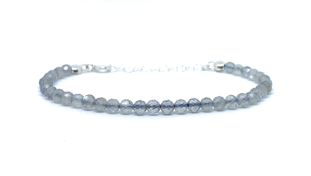 Pulsera de labradorita, piedras naturales semipreciosas de 4 mm de grosor, cadena de plata ajustable de 16cm a 19cm.