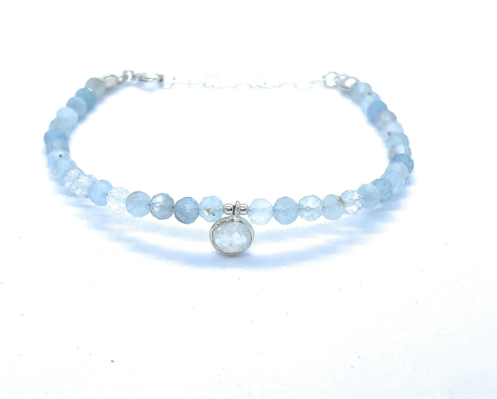 Pulsera de mujer aguamarina de 4mm de grosor dije de piedra luna de 6 mm plata de primera ley 925 ajustable de 16cm a 19cm