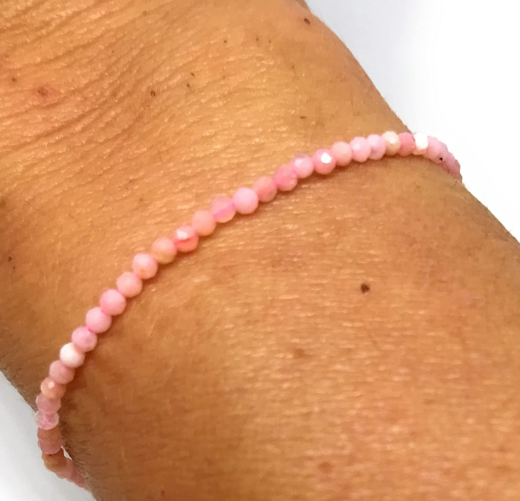 Pulsera de ópalo rosa piedra natural de 2 mm de grosor plata de primera ley ajustable de 16 mm a 19 mm